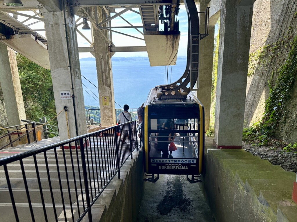 千葉鋸山日本寺